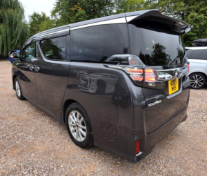 2015 Toyota Vellfire 2.5l Petrol-30 Series-Ulez/caz Pass-Free 48months Gold Warranty & 12months Aa Breakdown Cover. in Grey — image 6