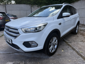 2018 Ford Kuga 1.5 T Ecoboost Titanium in White — image 6