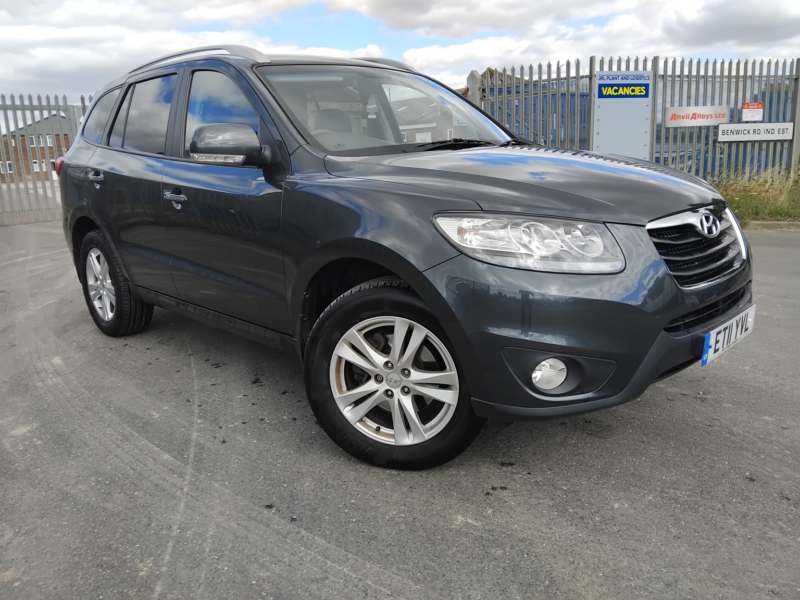 2011 Hyundai Santa Fe 2.2 Crdi Premium in Grey — image 1