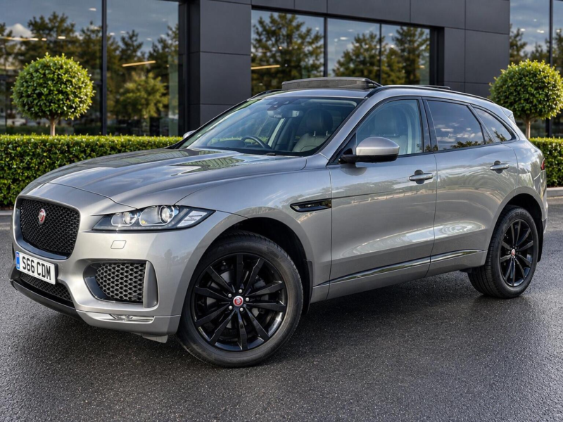 2019 Jaguar F-Pace 2.0 D180 Chequered Flag Auto AWD Euro 6 (s/s) 5dr in Grey — image 1