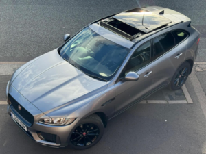 2019 Jaguar F-Pace 2.0 D180 Chequered Flag Auto AWD Euro 6 (s/s) 5dr in Grey — image 5