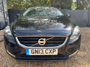 2013 Volvo V40 1.6 D2 Se Euro 5 (s/s) 5dr in Black — image 4