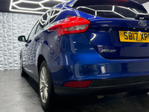 2017 Ford Focus 1.5 Tdci Zetec Edition Euro 6 (s/s) 5dr in Blue — image 5