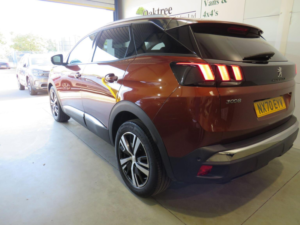 2020 Peugeot 3008 1.5 Bluehdi Allure Euro 6 (s/s) 5dr in Bronze — image 4