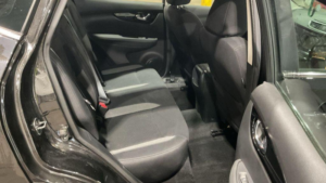 2019 Nissan Qashqai 1.3 Dig-T Acenta Premium Euro 6 (s/s) 5dr in Black — image 3