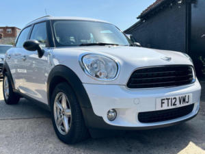 2012 MINI Countryman 1.6 One D Euro 5 (s/s) 5dr in Other — image 2