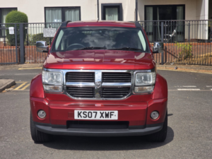 2007 Dodge Nitro 2.8 Crd Sxt SUV 5dr Diesel Automatic (250 G/km, 176 Bhp) in Red — image 2
