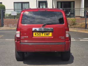 2007 Dodge Nitro 2.8 Crd Sxt SUV 5dr Diesel Automatic (250 G/km, 176 Bhp) in Red — image 5