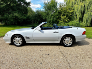 1993 Mercedes-Benz Sl 300 Sl Auto in White — image 2