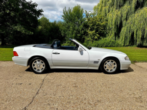 1993 Mercedes-Benz Sl 300 Sl Auto in White — image 5