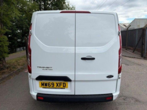 2020 Ford Transit Custom 2.0 320 Ecoblue Trend L1 H1 Euro 6 (s/s) 5dr in White — image 6