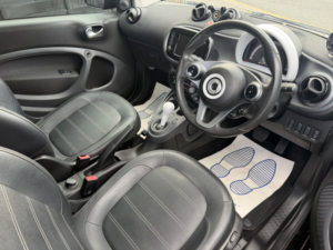 2016 Smart Fortwo 1.0 Prime in Black — image 3