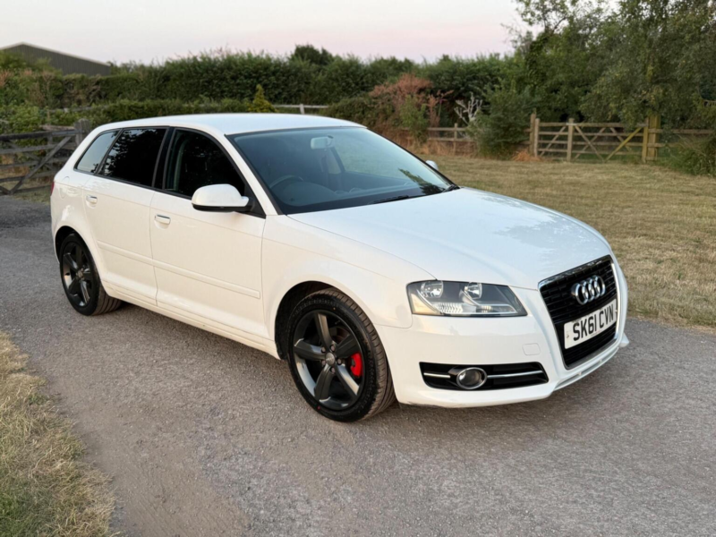 2011 Audi A3 1.6 Technik Sportback Euro 5 5dr in White — image 1