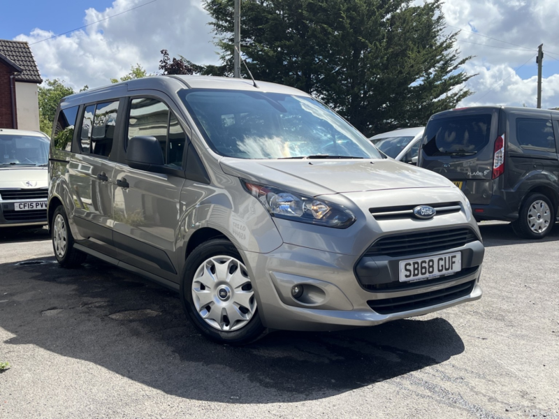 2019 Ford Grand Tourneo Connect 1.5 Diesel Zetec in Silver — image 1
