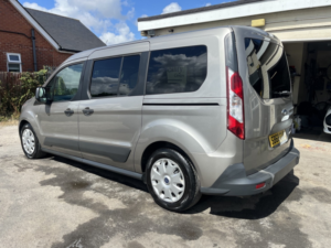2019 Ford Grand Tourneo Connect 1.5 Diesel Zetec in Silver — image 5