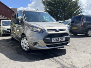 2019 Ford Grand Tourneo Connect 1.5 Diesel Zetec in Silver — image 6