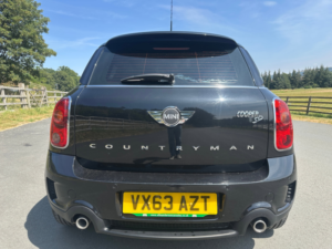2013 MINI Countryman 2.0 Cooper Sd SUV 5dr Diesel Manual Euro 5 (s/s) (143 Ps) in Black — image 4