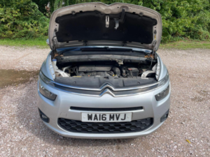 2016 Citroen Grand C4 Picasso 1.6 Bluehdi Vtr+ Euro 6 (s/s) 5dr in Silver — image 5