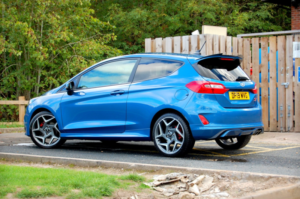 2019 Ford Fiesta St-3 1.5 3-Door - 29,600 Miles - Sync 3 Sat Nav, Camera, Recaro Seats - Fsh - Performance Blue in Blue — image 2