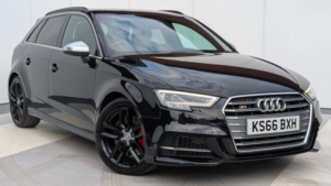 2016 Audi S3 2.0 Tfsi Sportback S Tronic Quattro Euro 6 (s/s) 5dr in Black — image 5