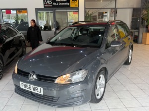 2016 Volkswagen Golf 1.6 Tdi Bluemotion Tech Match Edition in Grey — image 4