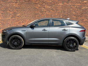2018 Jaguar E-Pace 2.0 D150 AWD Euro 6 (s/s) 5dr in Grey — image 6