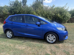 2016 Honda Jazz 1.3 I-Vtec Se in Blue — image 4