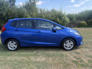 2016 Honda Jazz 1.3 I-Vtec Se in Blue — image 5