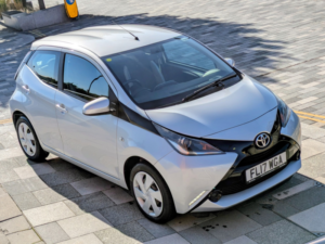 2017 Toyota Aygo 1.0 Vvt-I X-Play in Silver — image 2