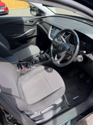 2021 Vauxhall Grandland X 1.2 Turbo Se Premium Euro 6 (s/s) 5dr in Black — image 6