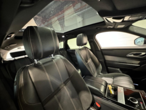 2017 Land Rover Range Rover Velar 2.0 D240 R-Dynamic Se Auto 4WD Euro 6 (s/s) 5dr in White — image 4