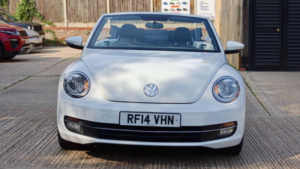 2014 Volkswagen Beetle 1.2 Tsi Design Cabriolet Euro 5 2dr in White — image 3