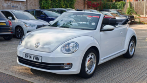 2014 Volkswagen Beetle 1.2 Tsi Design Cabriolet Euro 5 2dr in White — image 4