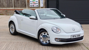 2014 Volkswagen Beetle 1.2 Tsi Design Cabriolet Euro 5 2dr in White — image 6