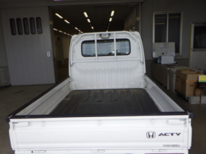 2015 Honda Acty Truck Sdx in White — image 4