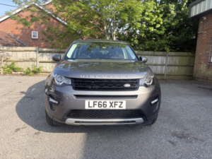 2016 Land Rover Discovery Sport 2.0 Td4 Hse in Grey — image 3