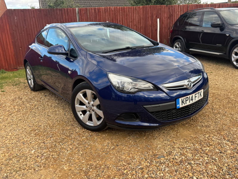 2014 Vauxhall Astra Gtc 1.4t Sport Coupe 3dr Petrol Auto Euro 5 (140 Ps) in Blue — image 1