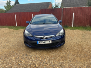 2014 Vauxhall Astra Gtc 1.4t Sport Coupe 3dr Petrol Auto Euro 5 (140 Ps) in Blue — image 3
