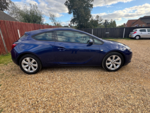 2014 Vauxhall Astra Gtc 1.4t Sport Coupe 3dr Petrol Auto Euro 5 (140 Ps) in Blue — image 5