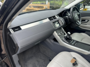2017 Land Rover Range Rover Evoque 2.0 Ed4 Se Tech in White — image 6