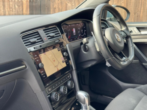 2018 Volkswagen Golf 2.0 Tsi R DSG 4motion Euro 6 (s/s) 5dr in White — image 4