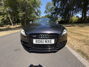 2011 Audi Tts 2.0 Tfsi Black Edition in Black — image 2