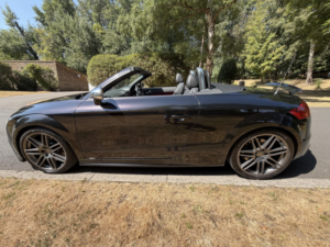 2011 Audi Tts 2.0 Tfsi Black Edition in Black — image 4
