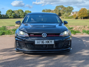 2016 Volkswagen Golf Gti Performance in Black — image 2