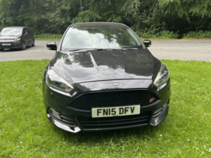 2015 Ford Focus 2.0 T Ecoboost St-3 in Black — image 3