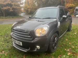 2015 MINI Countryman 1.6 Cooper All4 Countryman Auto in Grey — image 4