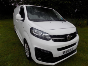 2019 Vauxhall Vivaro 1.5 Turbo D 2900 Sportive L2 H1 Euro 6 (s/s) 5dr in White — image 2
