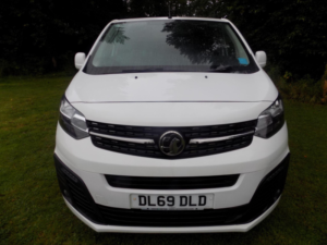 2019 Vauxhall Vivaro 1.5 Turbo D 2900 Sportive L2 H1 Euro 6 (s/s) 5dr in White — image 3