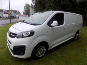 2019 Vauxhall Vivaro 1.5 Turbo D 2900 Sportive L2 H1 Euro 6 (s/s) 5dr in White — image 5