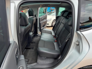 2017 Peugeot 3008 1.6 Bluehdi Allure Eat Euro 6 (s/s) 5dr in Silver — image 5